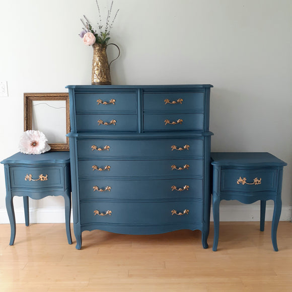 Reserved)French Provincial Dresser and Nightstand Set The Shutter House Reserved)French Provincial Dresser and Nightstand Set The Shutter House